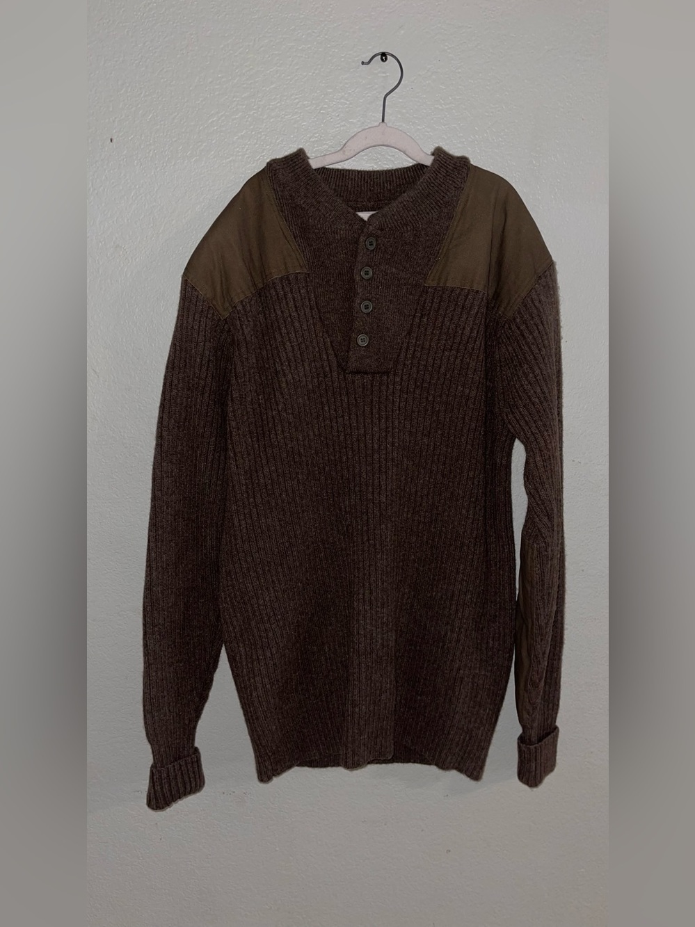 L.L. Bean Men's Dark Brown Ribbed V-Neck Pullover with Olive Shoulder Panels